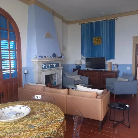 The Cliff House Vila Messina