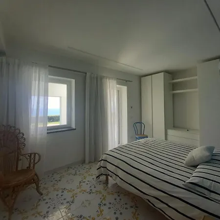 The Cliff House Vila Messina