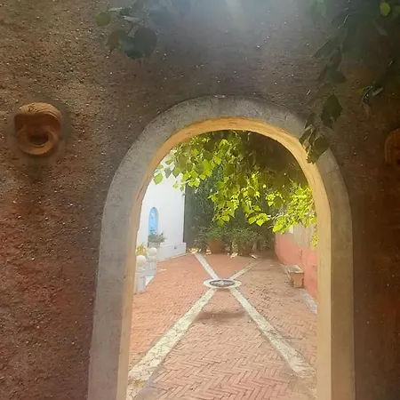 The Cliff House Vila