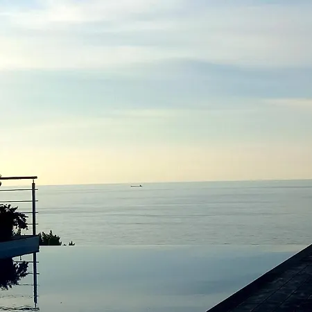 The Cliff House Messina