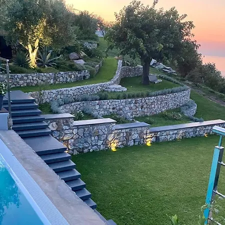 The Cliff House Messina